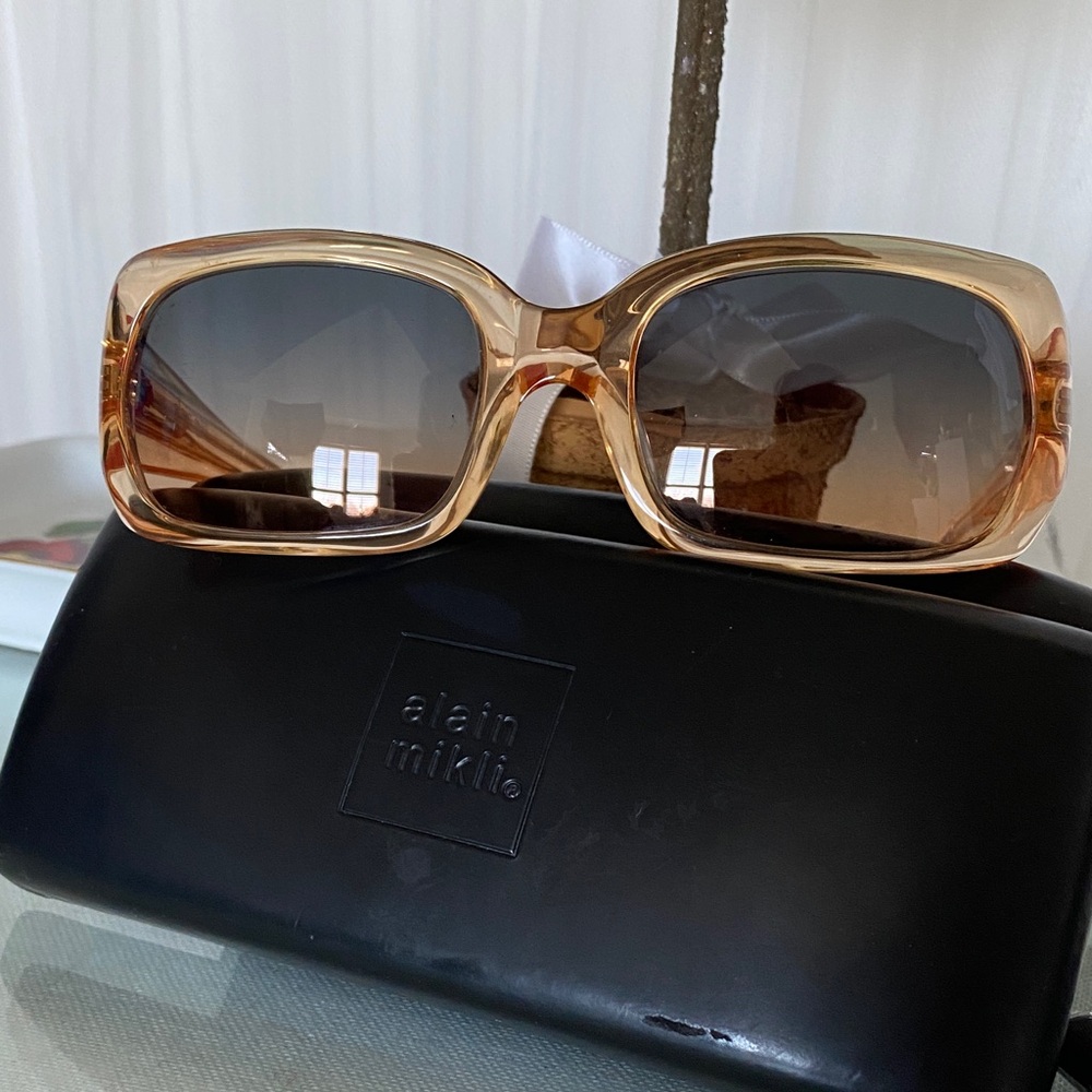 Alain Mikli  Women's Sunglasses - Light Orange 2 Tones Gradient Lenses A0487 37